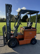 2006, HELI - 1.5 Tonne Electric Forklift Truck (550 hours - complete with charger)