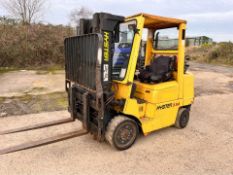 HYSTER - Gas Forklift v6 (container spec - 3.5 ton lift, 5900 hours)