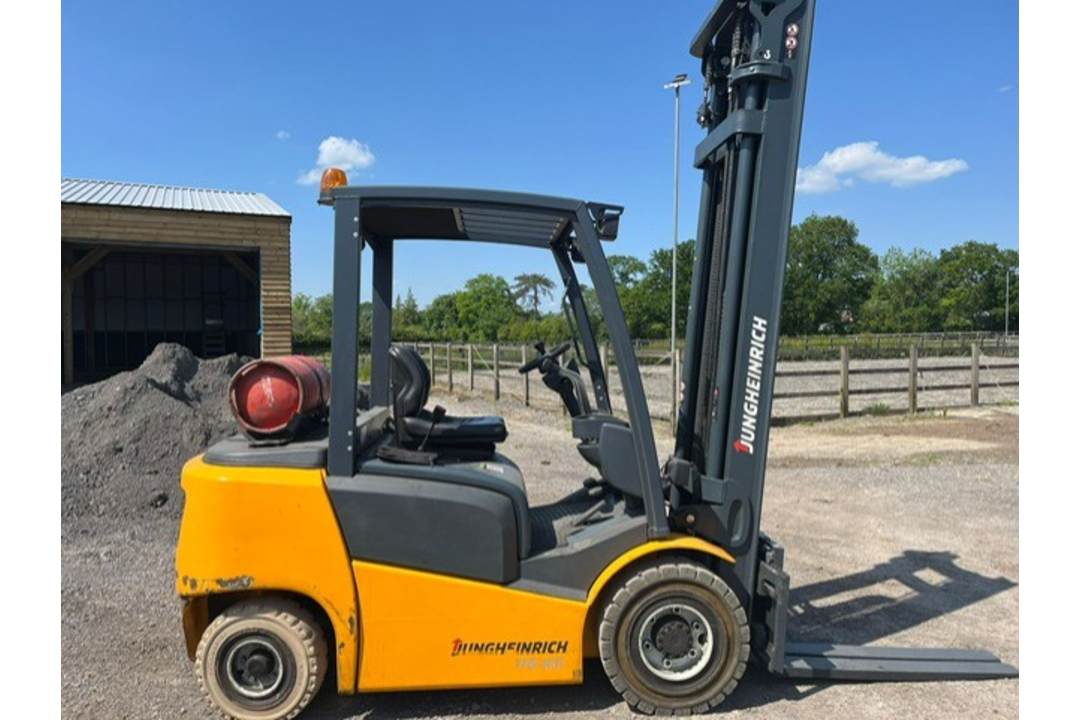 2015, JUNGHEINRICH - 2.5 Tonne Gas Forklift (6247 hours) - Image 3 of 7