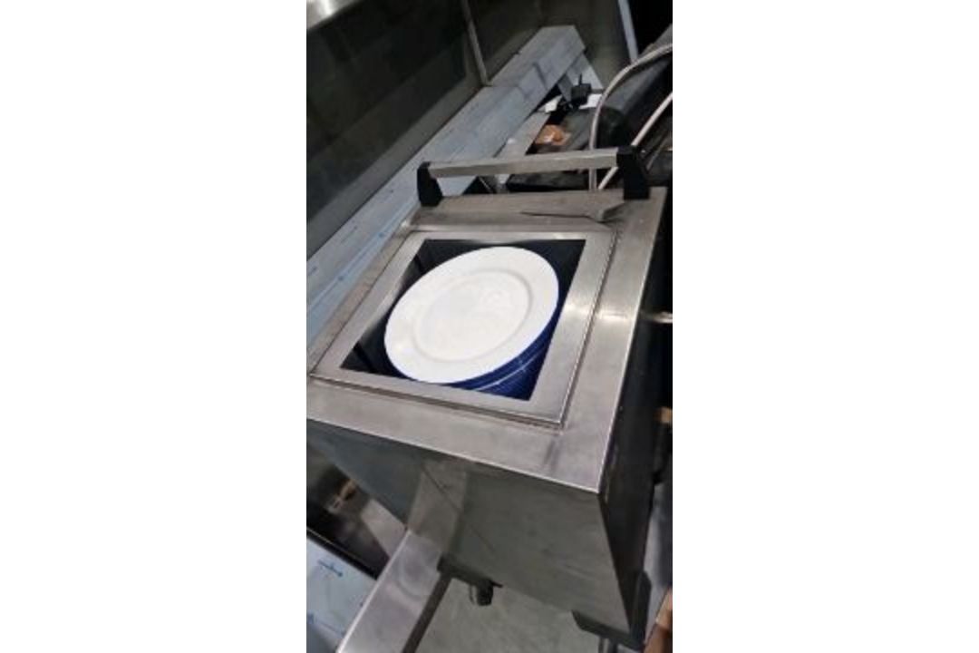 NO RESERVE Heated Plate Warmer - Image 2 of 4