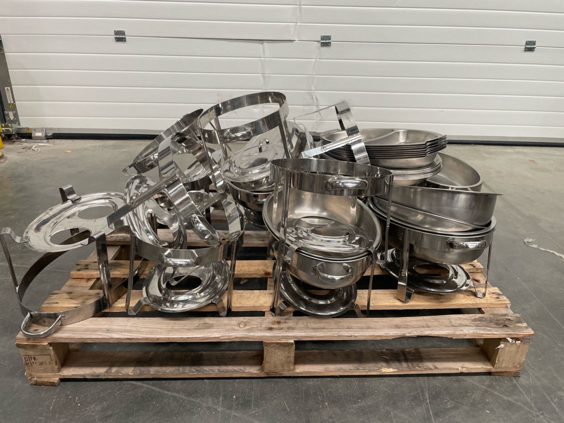 NO RESERVE Pallet Of Chafing Dishes