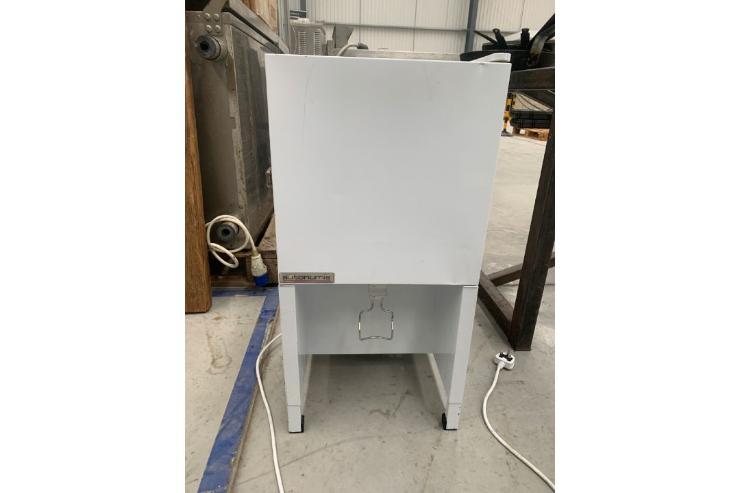 *NO RESERVE* Autonumis Milk Dispenser - Image 1 of 4
