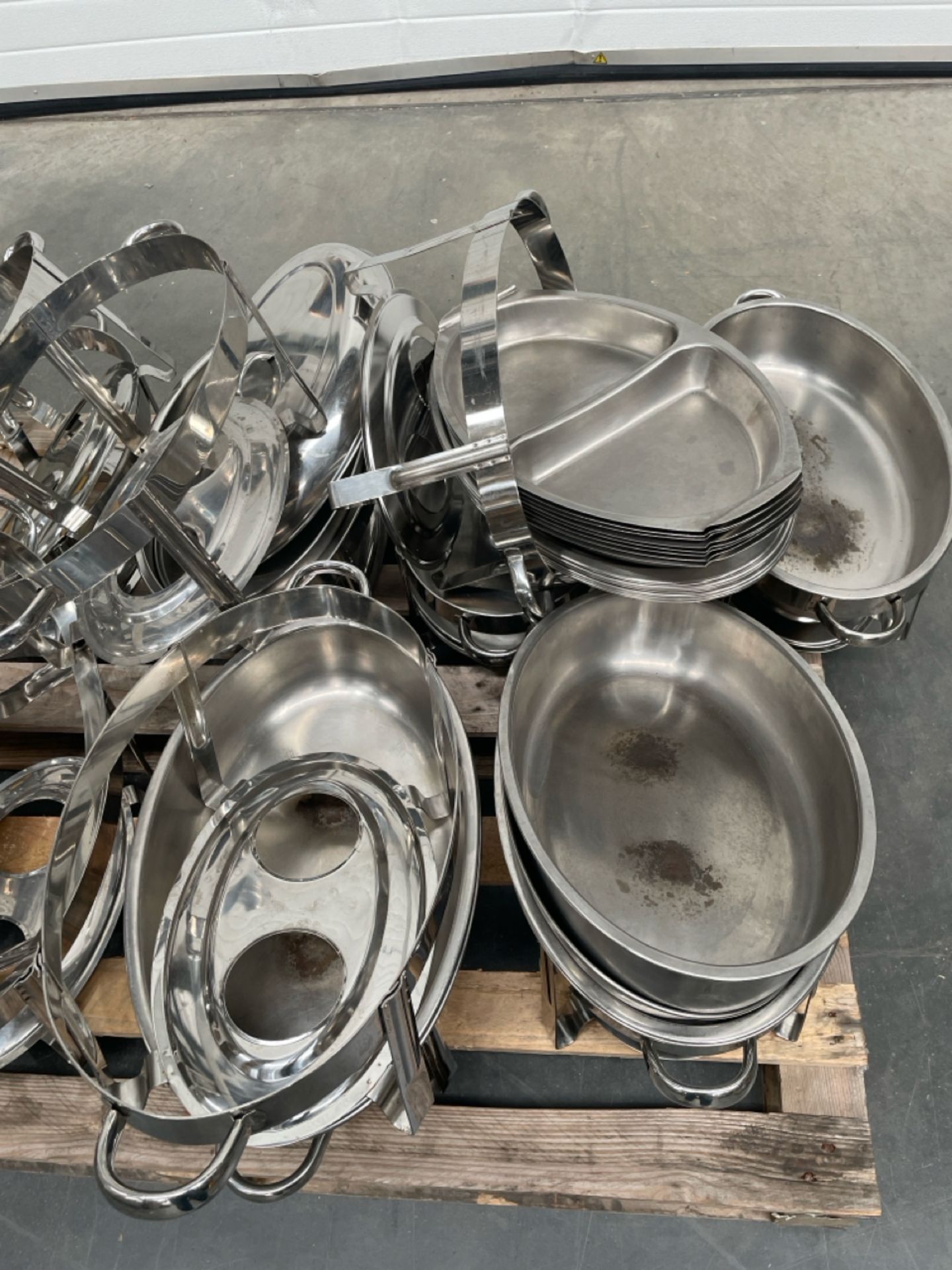 NO RESERVE Pallet Of Chafing Dishes - Image 3 of 3