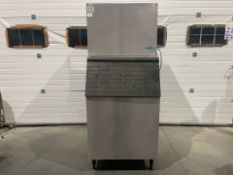 *NO RESERVE* Classic Ice Machine