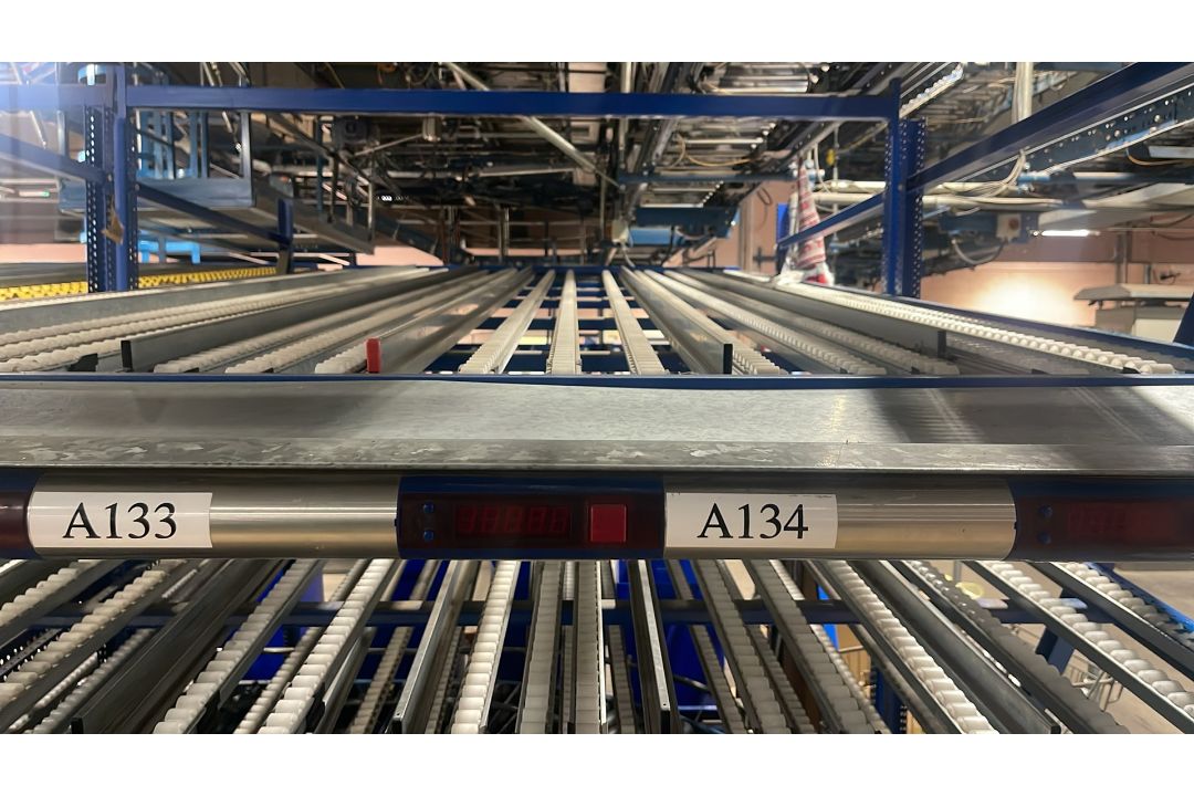 *NO RESERVE* 6 Bays of Pick to Light Flow Racking - Image 3 of 8