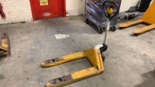 MIC Pump Truck 2200KG