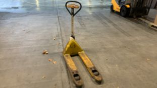 JungHeinrich Pump Truck 2200KG