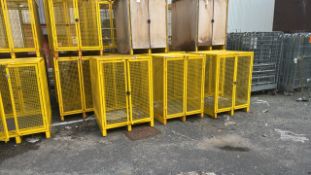 Quantity of 32 x Metal Cages