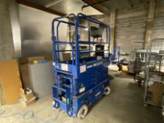 *RESERVE MET* Upright MX 19 Scissor Lift