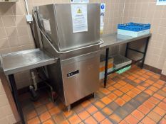 *NO RESERVE* DC SD900A Dishwashing Station