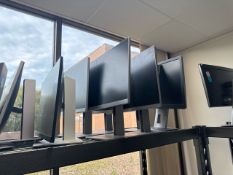 HP Monitors x15