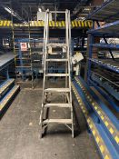 *NO RESERVE* Grey Mobile Metal 6 Rung Ladder