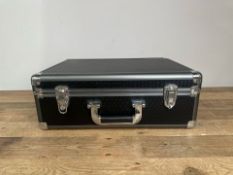 NO RESERVE Flight Case