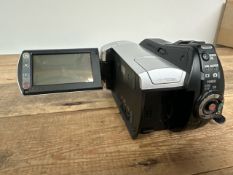 NO RESERVE Sony Handycam DCR-SR35 Camcorder