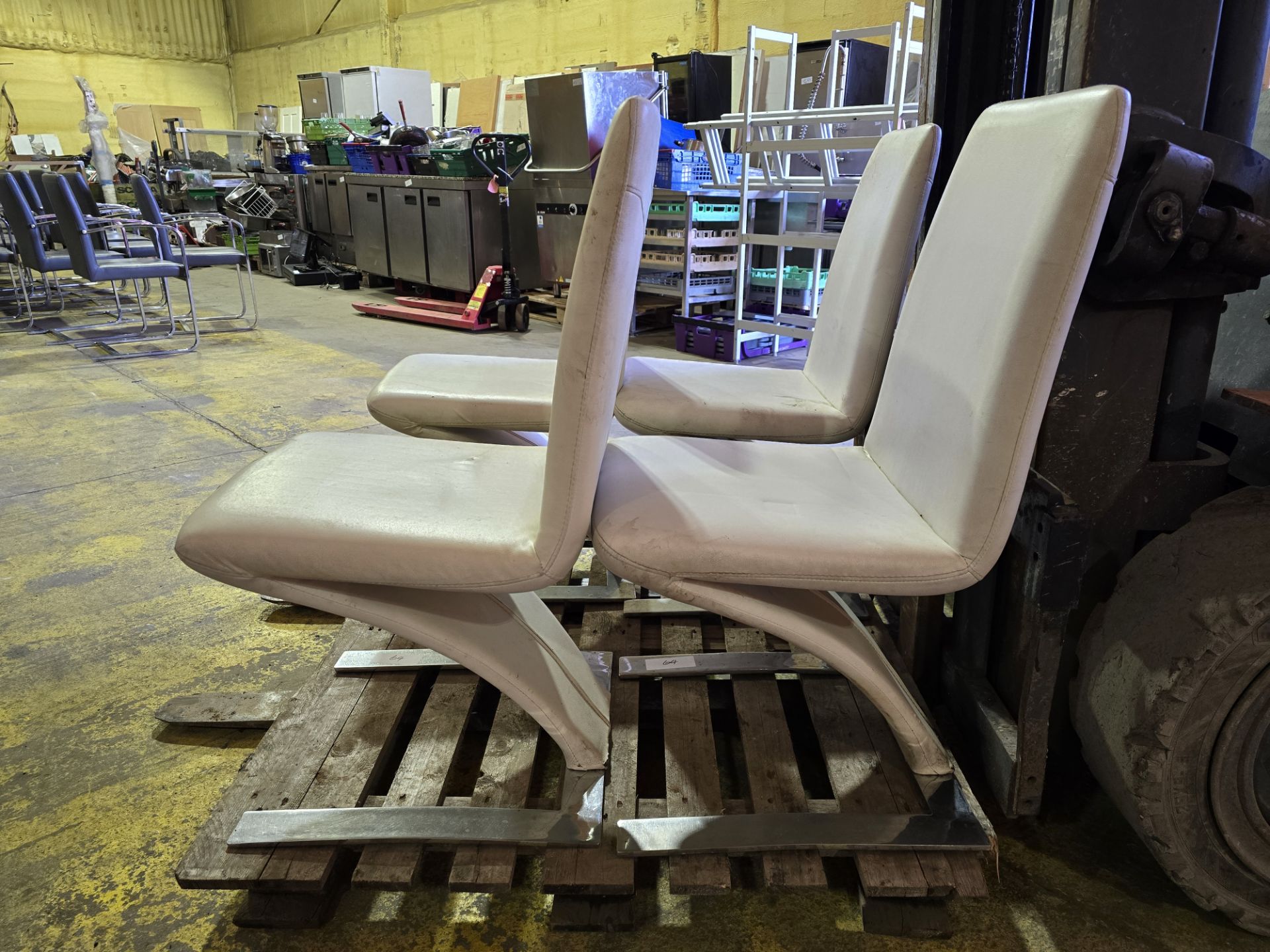 *No Reserve* 4x Beige Faux Leather Dining Chairs - Image 4 of 5