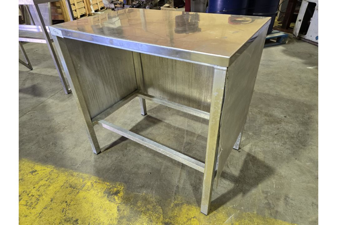 *No Reserve* Stainless Prep Table - Image 1 of 3