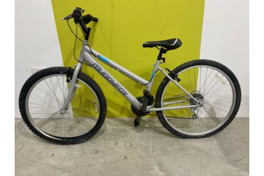 *NO RESERVE* Muddyfox Synergy 26 Ladies Hybrid Bike - Image 1 of 10