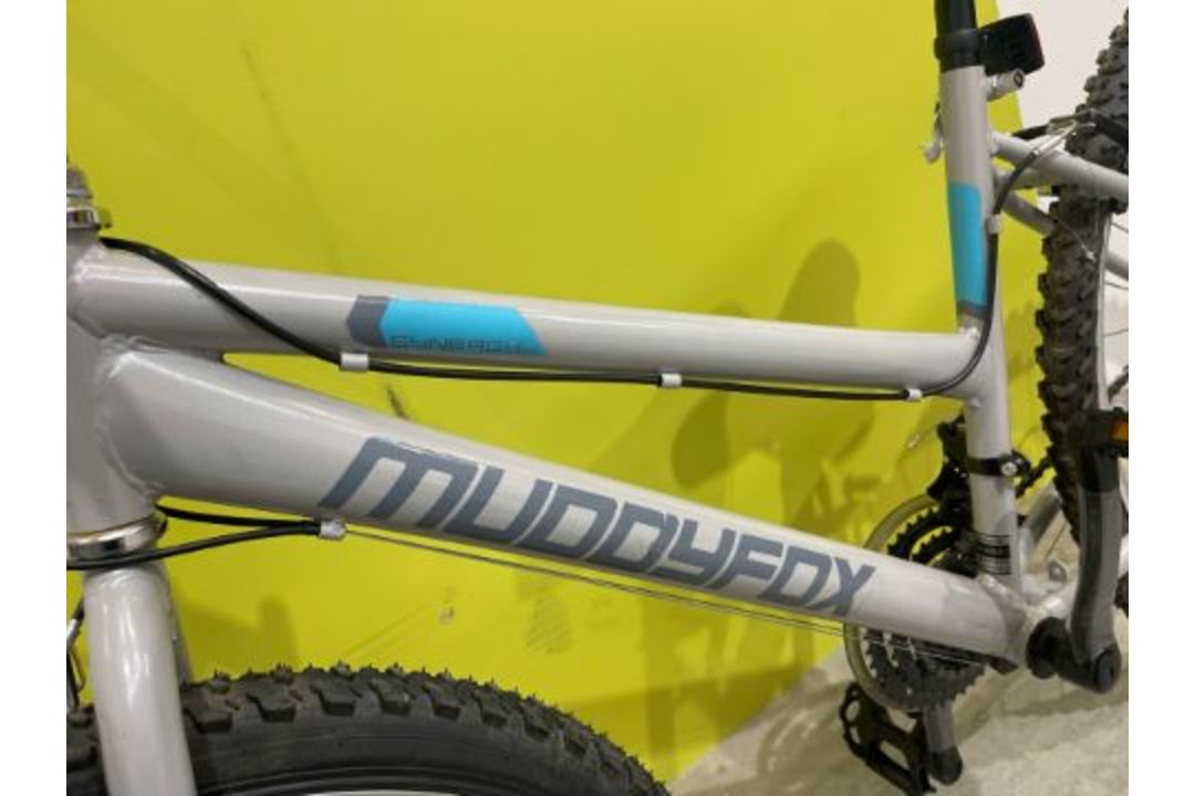 *NO RESERVE* Muddyfox Synergy 26 Ladies Hybrid Bike - Image 2 of 10