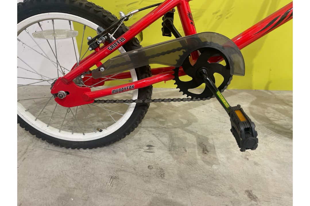 *NO RESERVE* Muddyfox Griffin 18" BMX Bike with Stunt Pegs In Red & White - Boys Model - Image 7 of 9