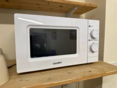 NO RESERVE Comfee Microwave