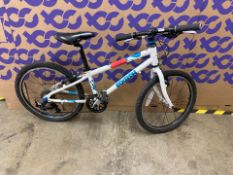 Squish 20 Kids Bike - White