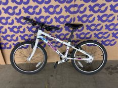 Squish 20 Kids Bike - White/Purple