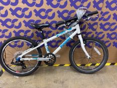 Squish 20 Kids Bike - White/Purple