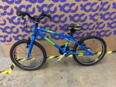 Squish 18 Kids Bike - Blue