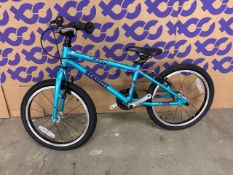 Squish 18 Kids Bike - Blue