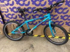 Squish 18 Kids Bike - Blue
