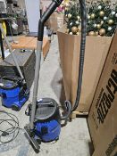 NO RESERVE Nilfisk Aero 21 Wet/Dry Vacuum