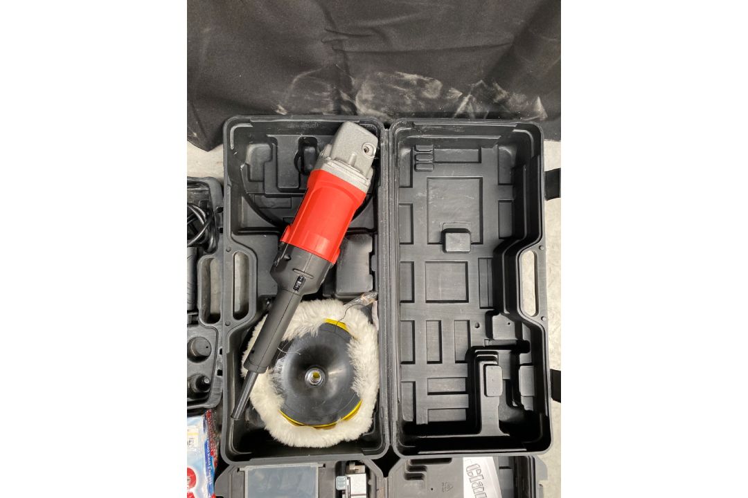 *NO RESERVE* Miscellaneous Clarke Tools Including Polisher, Multi Tool, Needle Scaler & Power File - Image 5 of 5