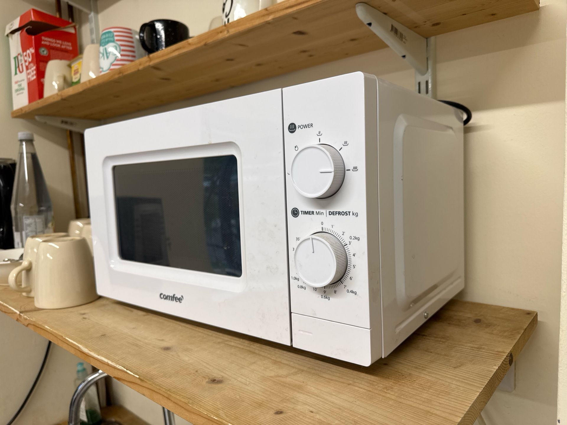 *NO RESERVE* Comfee Microwave - Image 3 of 4