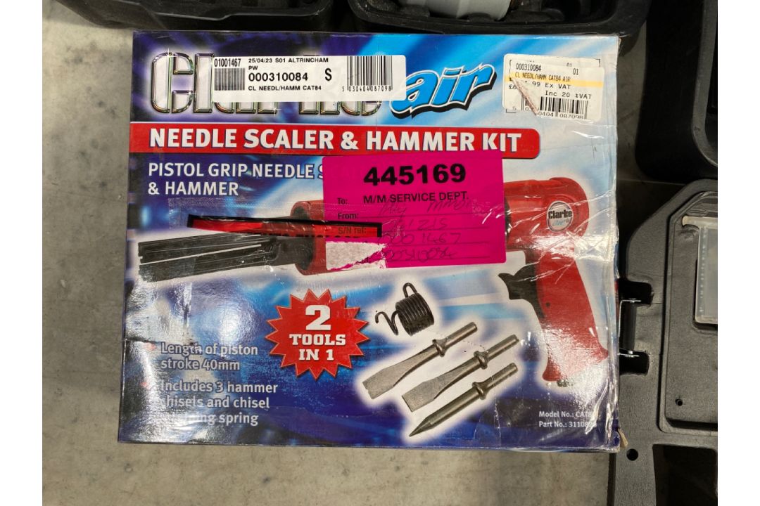 *NO RESERVE* Miscellaneous Clarke Tools Including Polisher, Multi Tool, Needle Scaler & Power File - Image 2 of 5