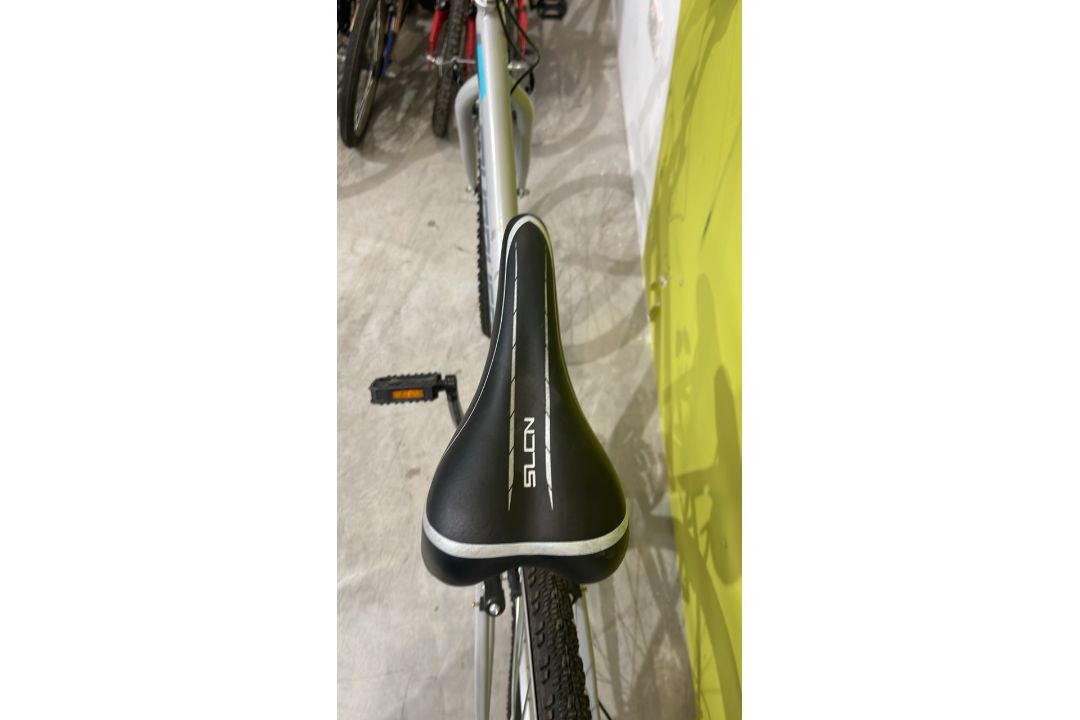 *NO RESERVE* Muddyfox Synergy 26 Ladies Hybrid Bike - Image 7 of 11