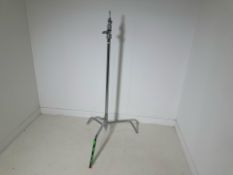 Matthews 43 Light Stand