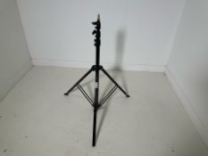 Calumet MF6040 Light Stand