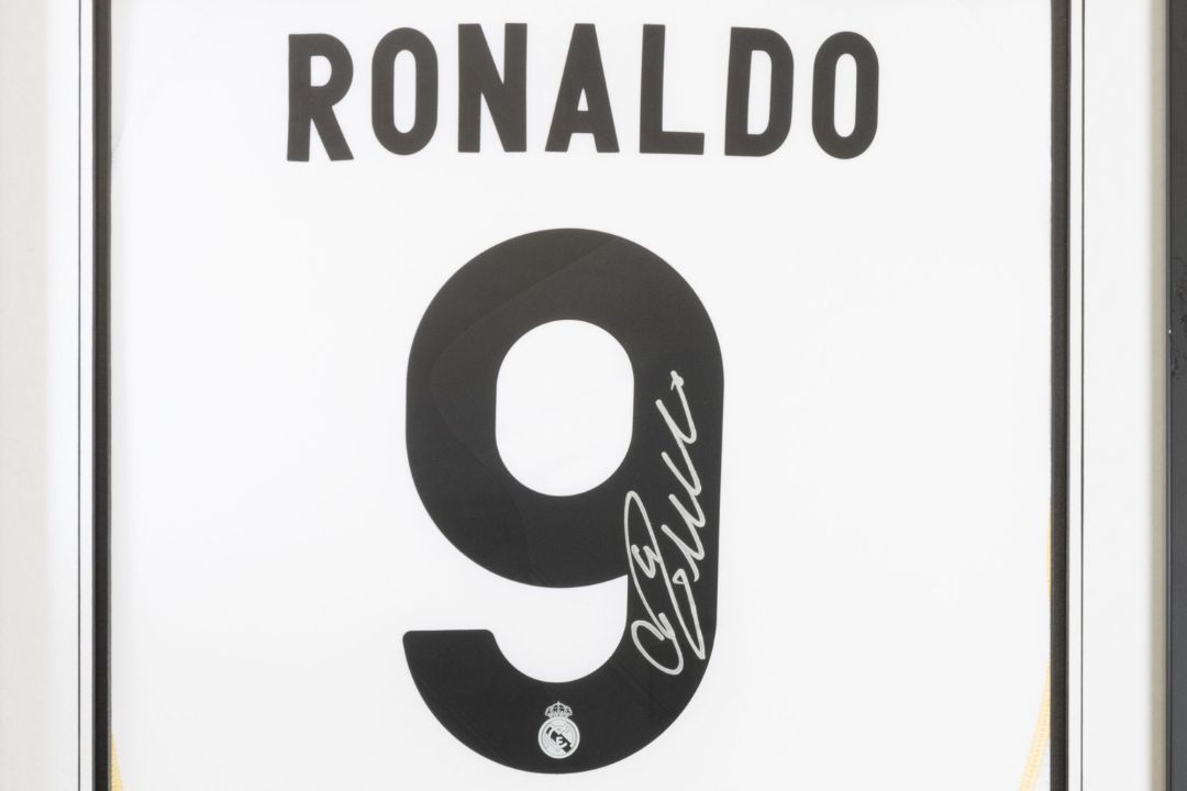 Cristiano Ronaldo Signed Real Madrid Shirt "Number 9" - Image 3 of 3