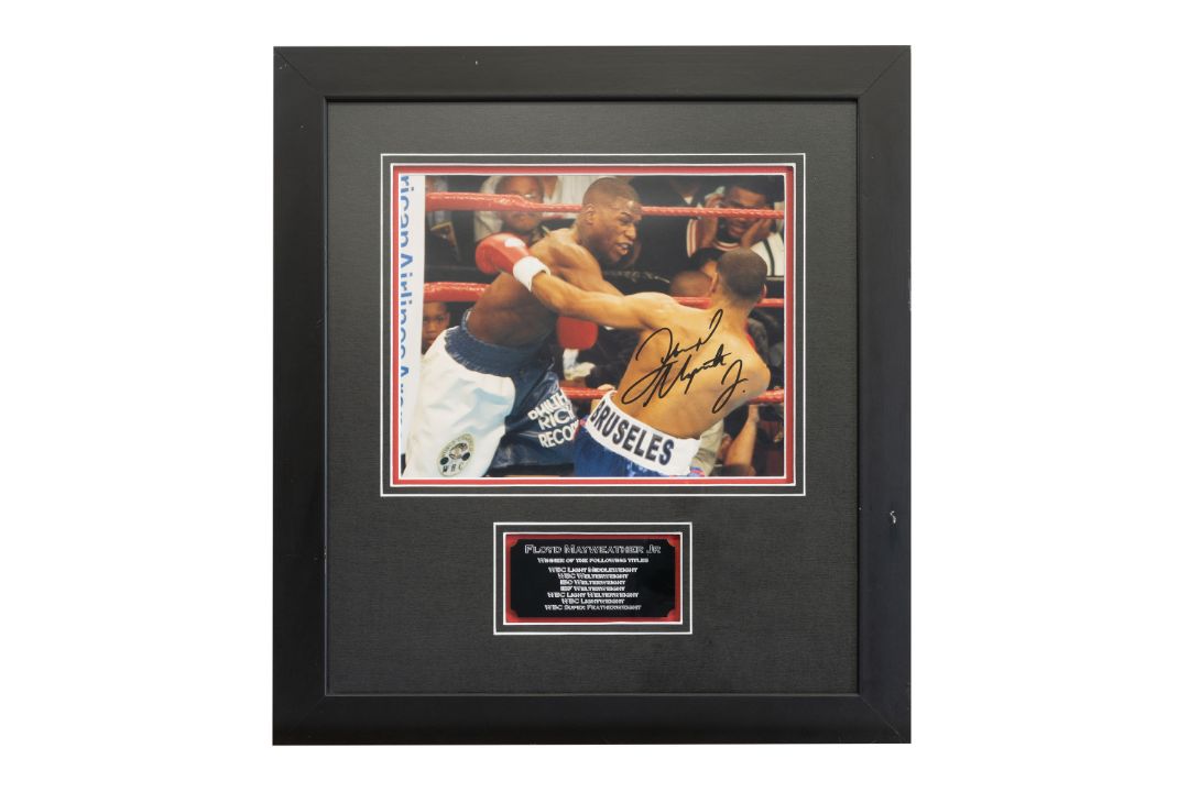 Floyd Mayweather Signed Picture - Image 1 of 4