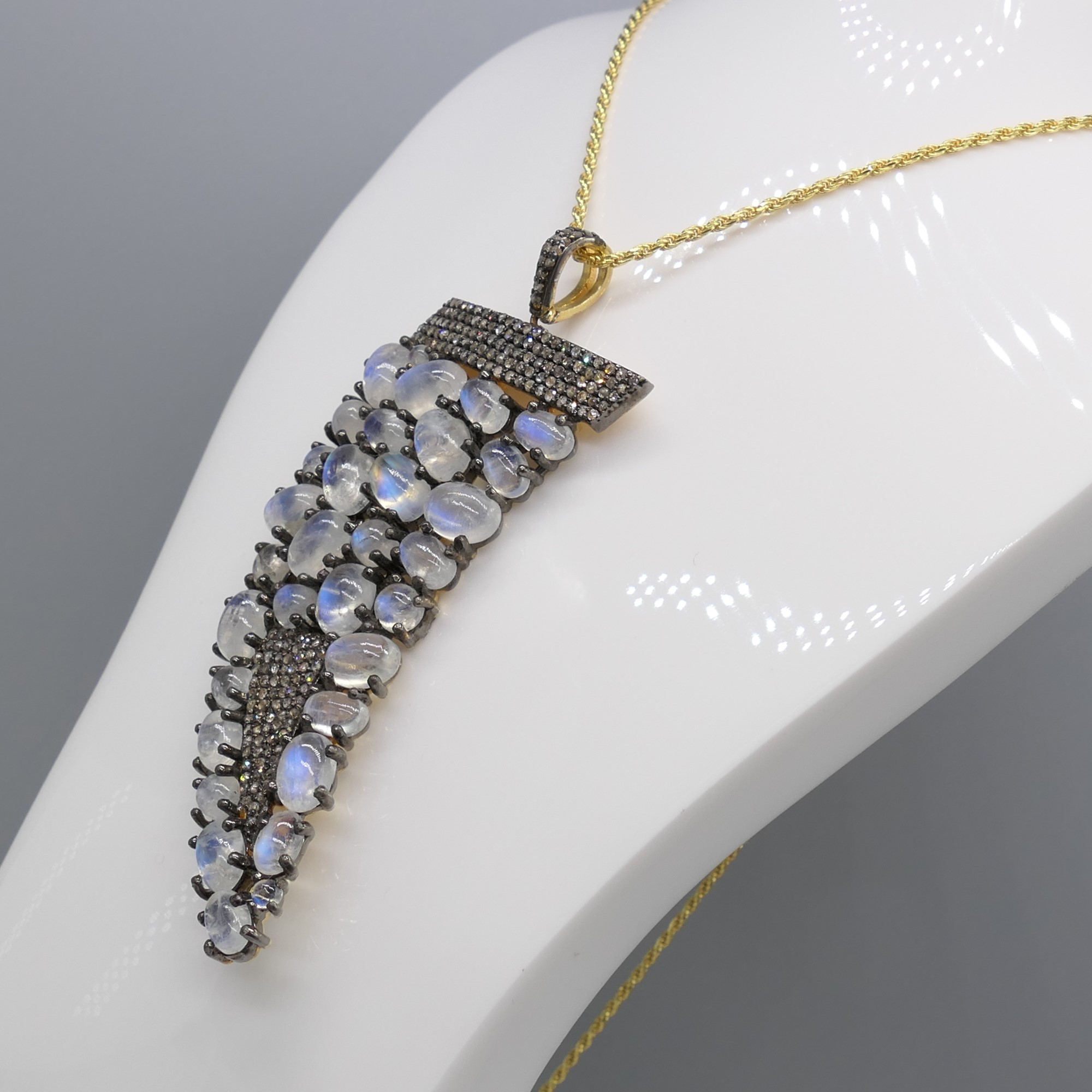 Large Horn Of Plenty Moonstone & Diamond Pendant With Rope Style Chain - Image 8 of 8
