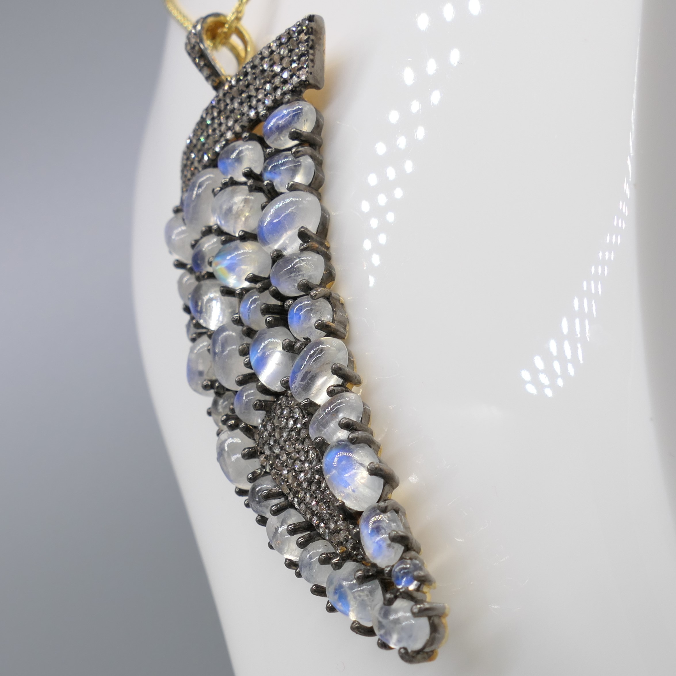 Large Horn Of Plenty Moonstone & Diamond Pendant With Rope Style Chain - Image 3 of 8