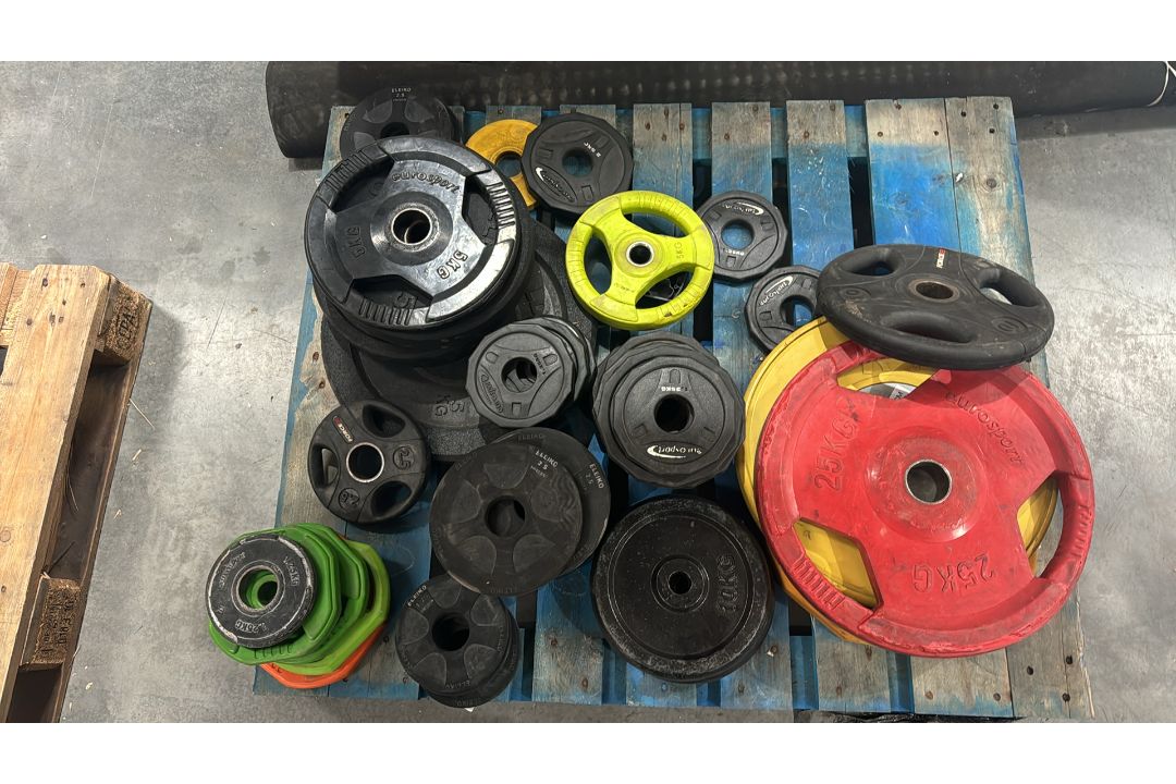 *NO RESERVE* Assorted Weight Plates - Image 1 of 6