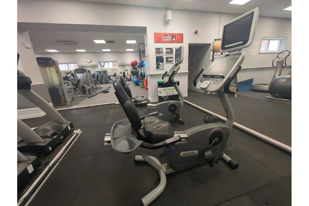 *NO RESERVE* Precor Recline Bike C842i/C846i - Image 3 of 9
