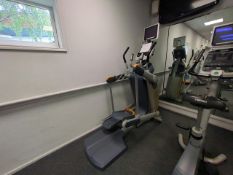 *NO RESERVE* AMT Cross Trainer (Out Of Order)
