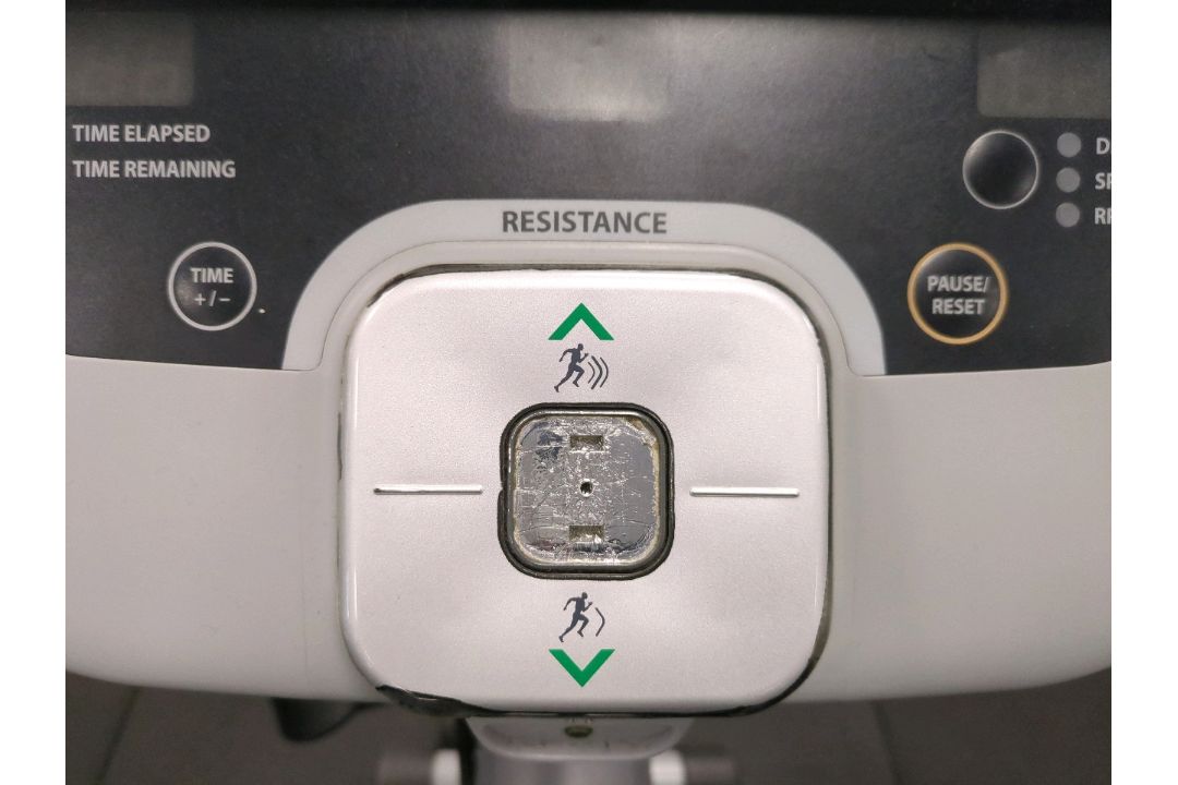 *NO RESERVE* Precor Recline Bike C842i/C846i - Image 5 of 9