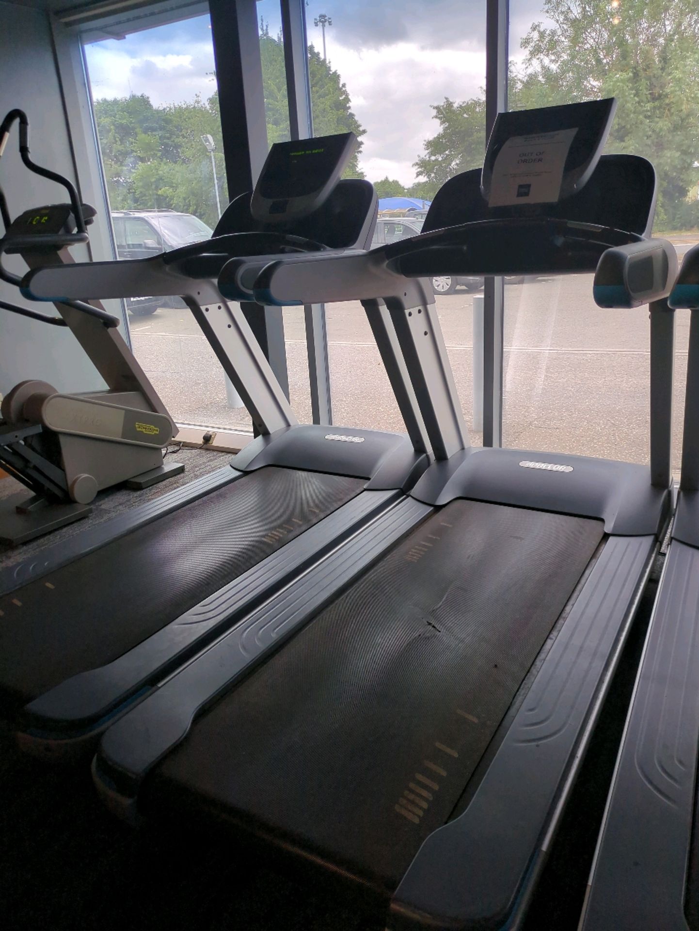 *NO RESERVE* TRM Precor Treadmill - Image 7 of 9