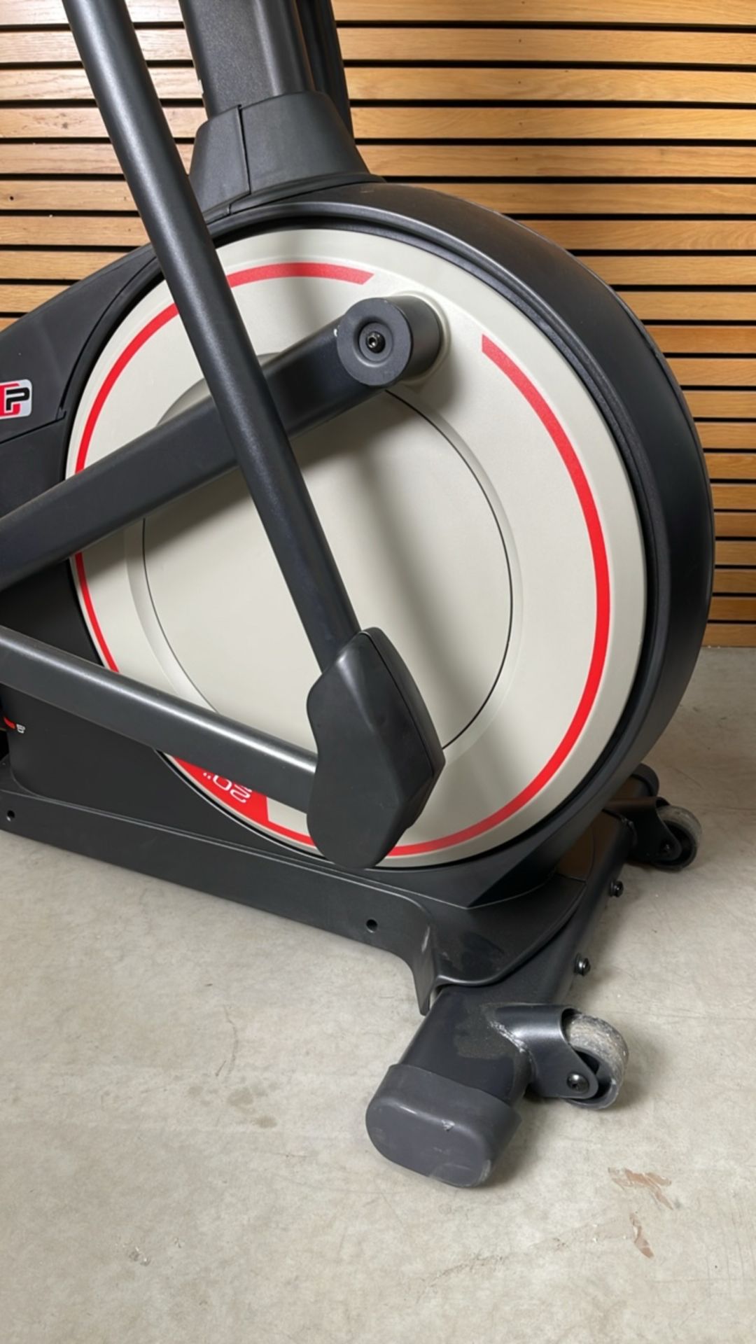 *NO RESERVE* Proform Endurance 720e Elliptical Cross Trainer - Image 7 of 16