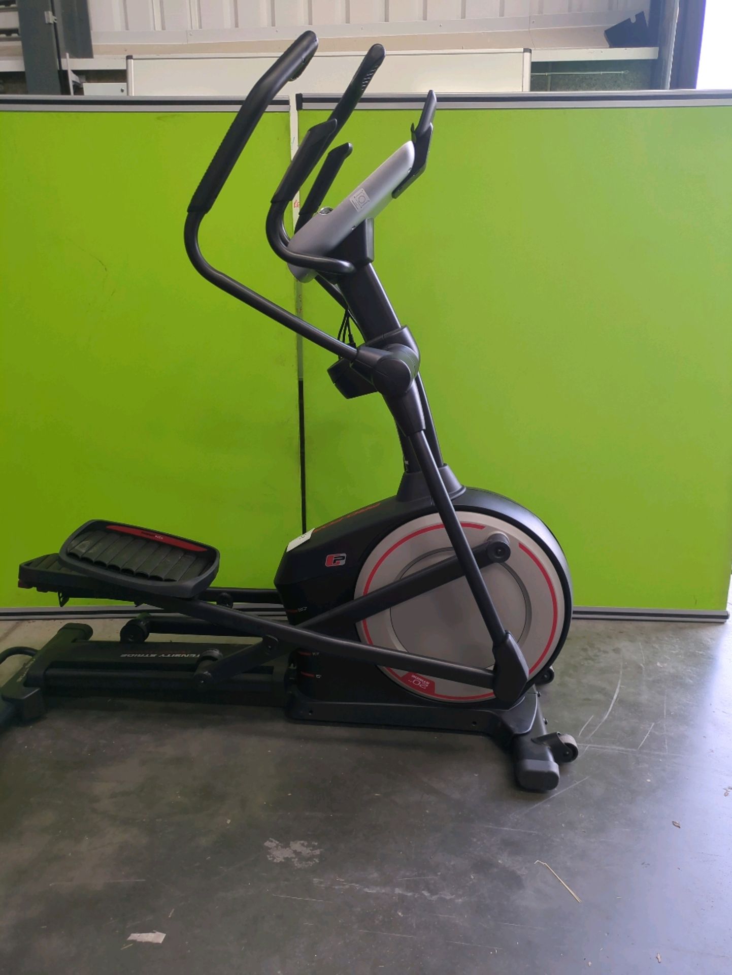 *NO RESERVE* Proform Endurance 720e Elliptical Cross Trainer - Image 5 of 16