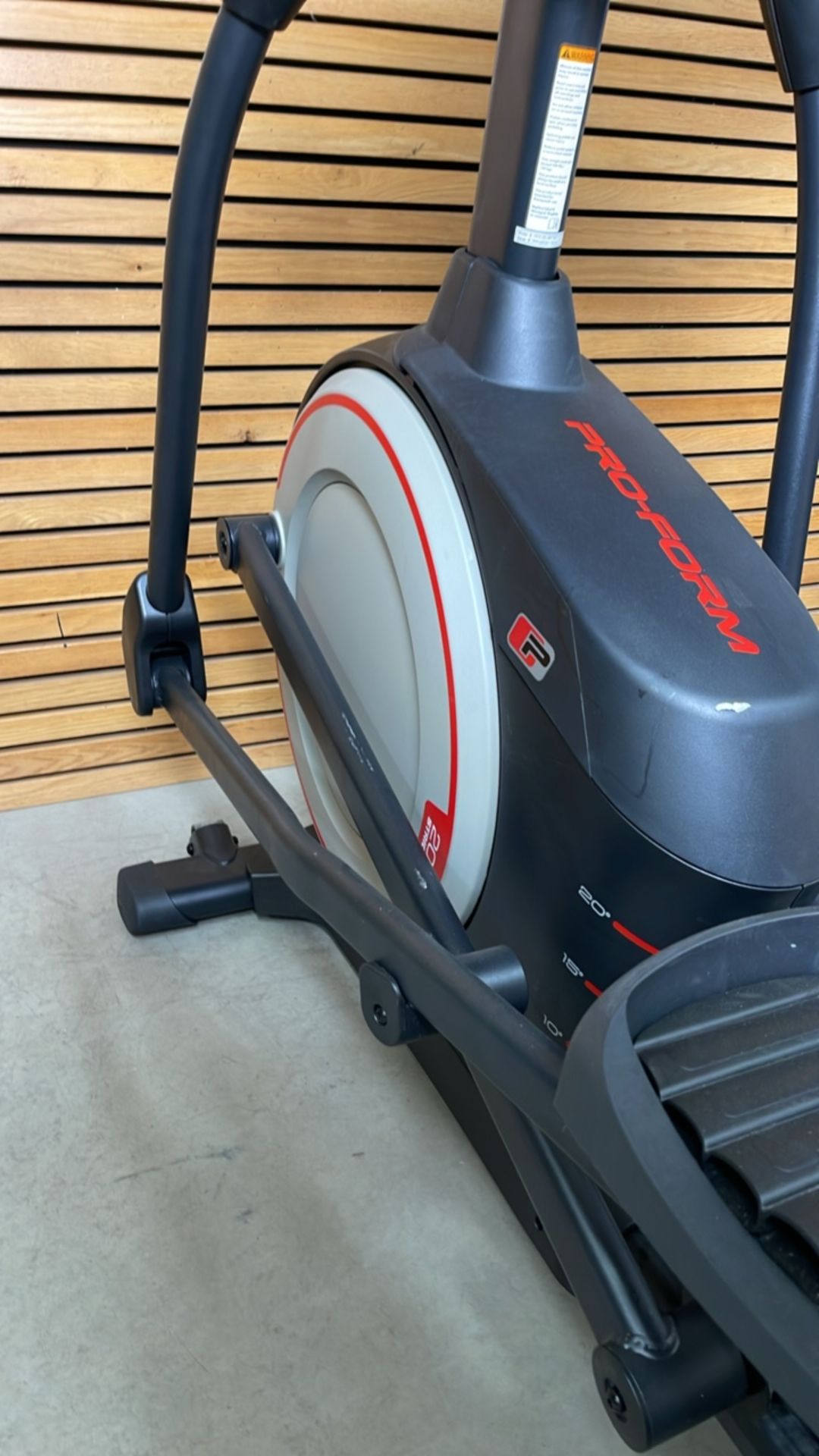 *NO RESERVE* Proform Endurance 720e Elliptical Cross Trainer - Image 13 of 16