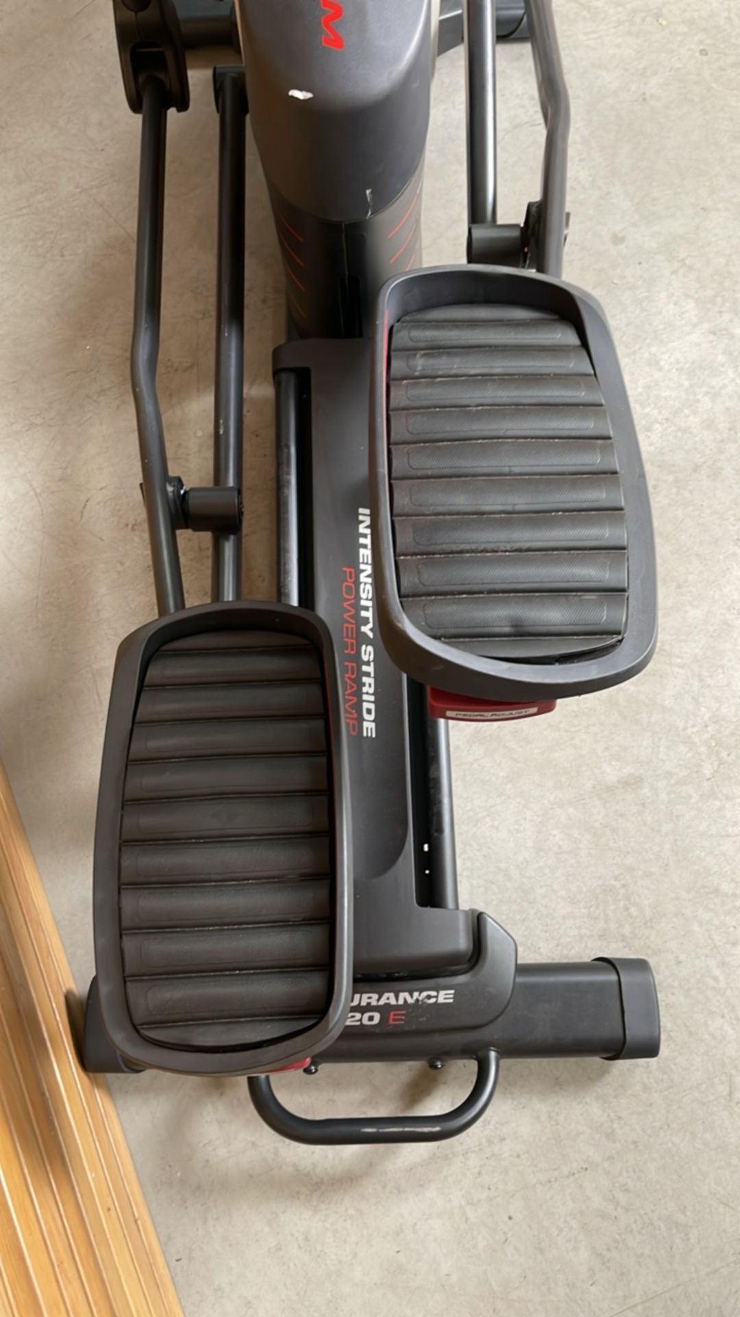 *NO RESERVE* Proform Endurance 720e Elliptical Cross Trainer - Image 9 of 16